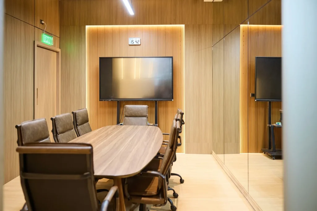 How to fix echo in a glass-walled meeting room